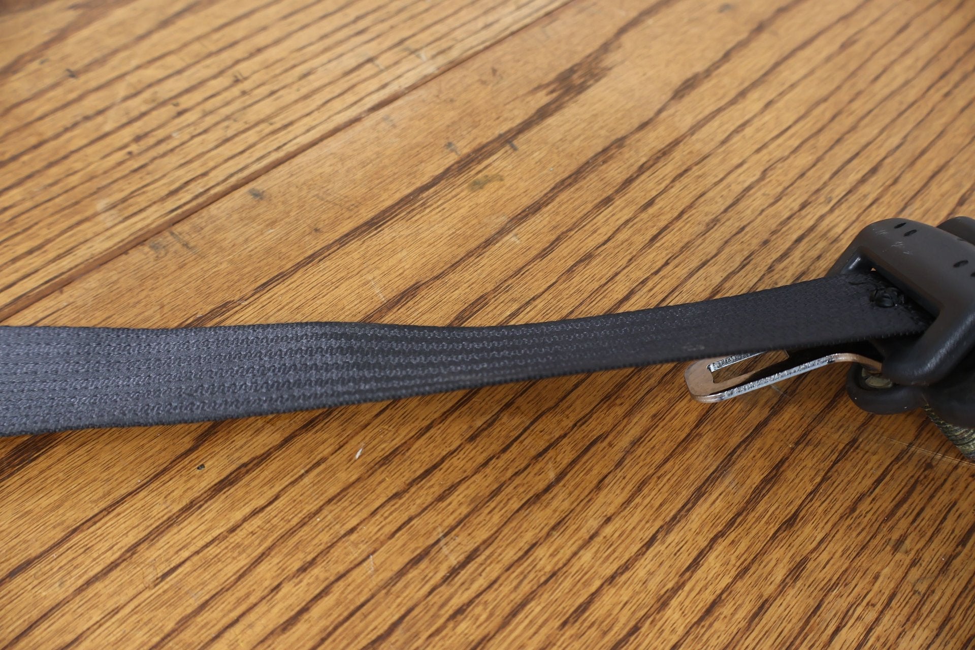 2002 Ford Thunderbird- Front Seat Belt