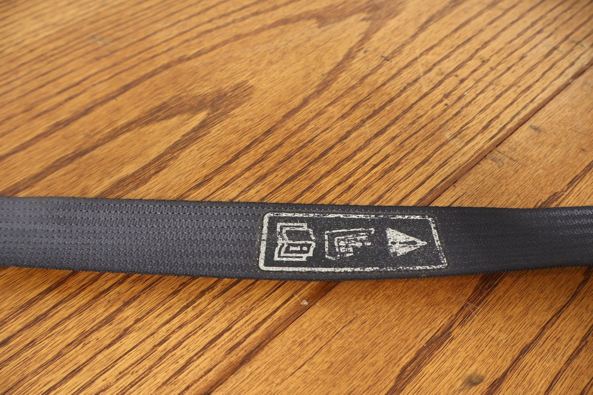 2002 Ford Thunderbird- Front Seat Belt