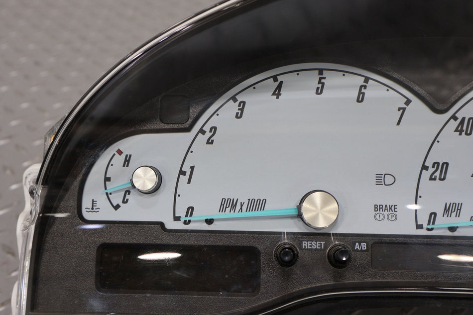 2002 Ford Thunderbird- Speedometer