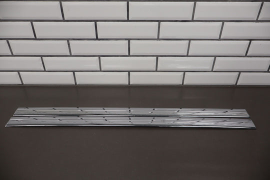 2002 GMC Sierra 2500HD GMT800 Crew Cab Short Bed Chrome Molding/Trim Kit OEM