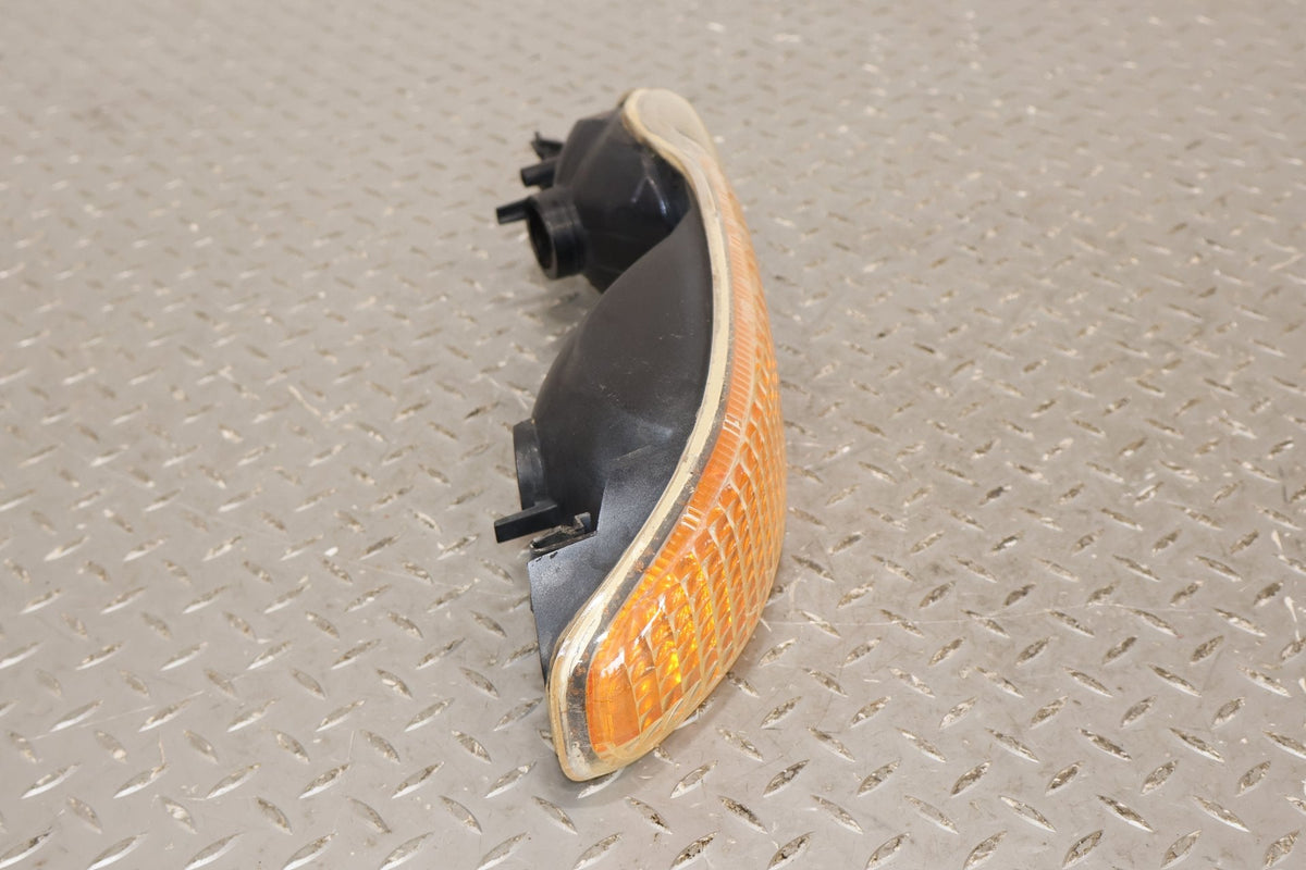2002 GMC Yukon- FOG/MARK/PARK/TURN LIGHT/LAMP