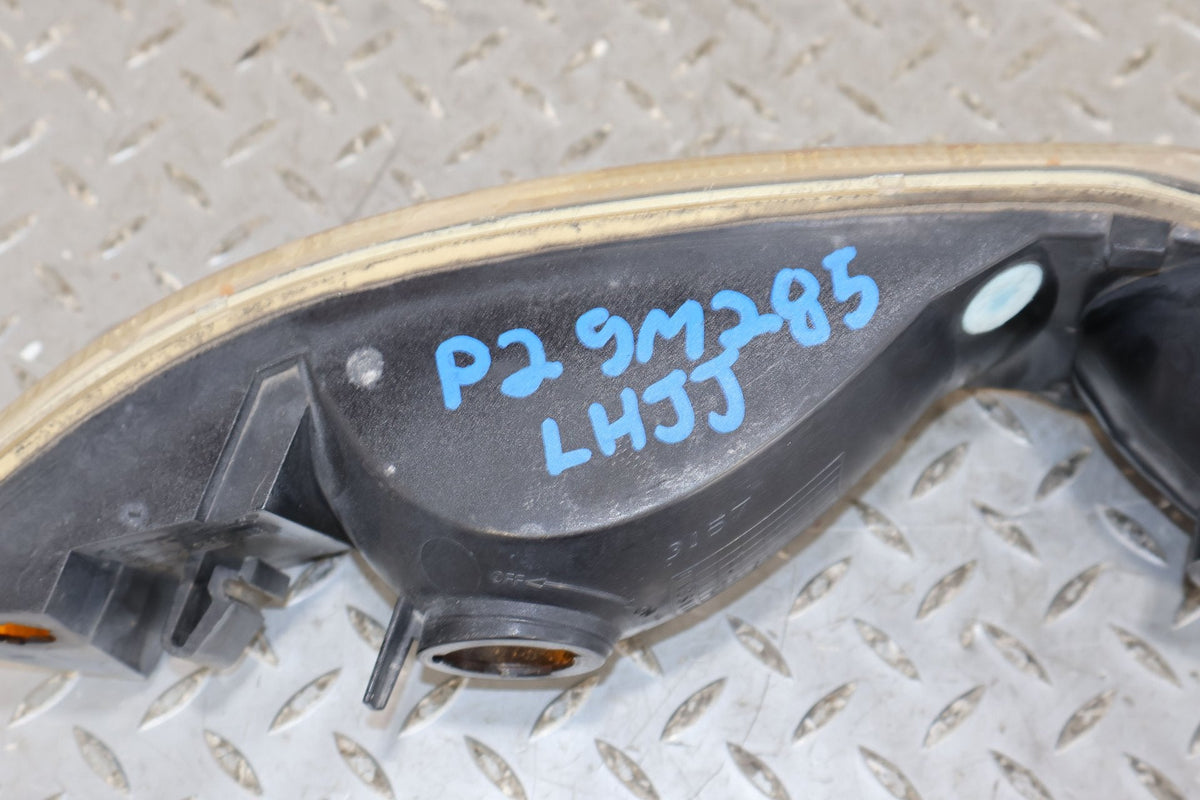 2002 GMC Yukon- FOG/MARK/PARK/TURN LIGHT/LAMP