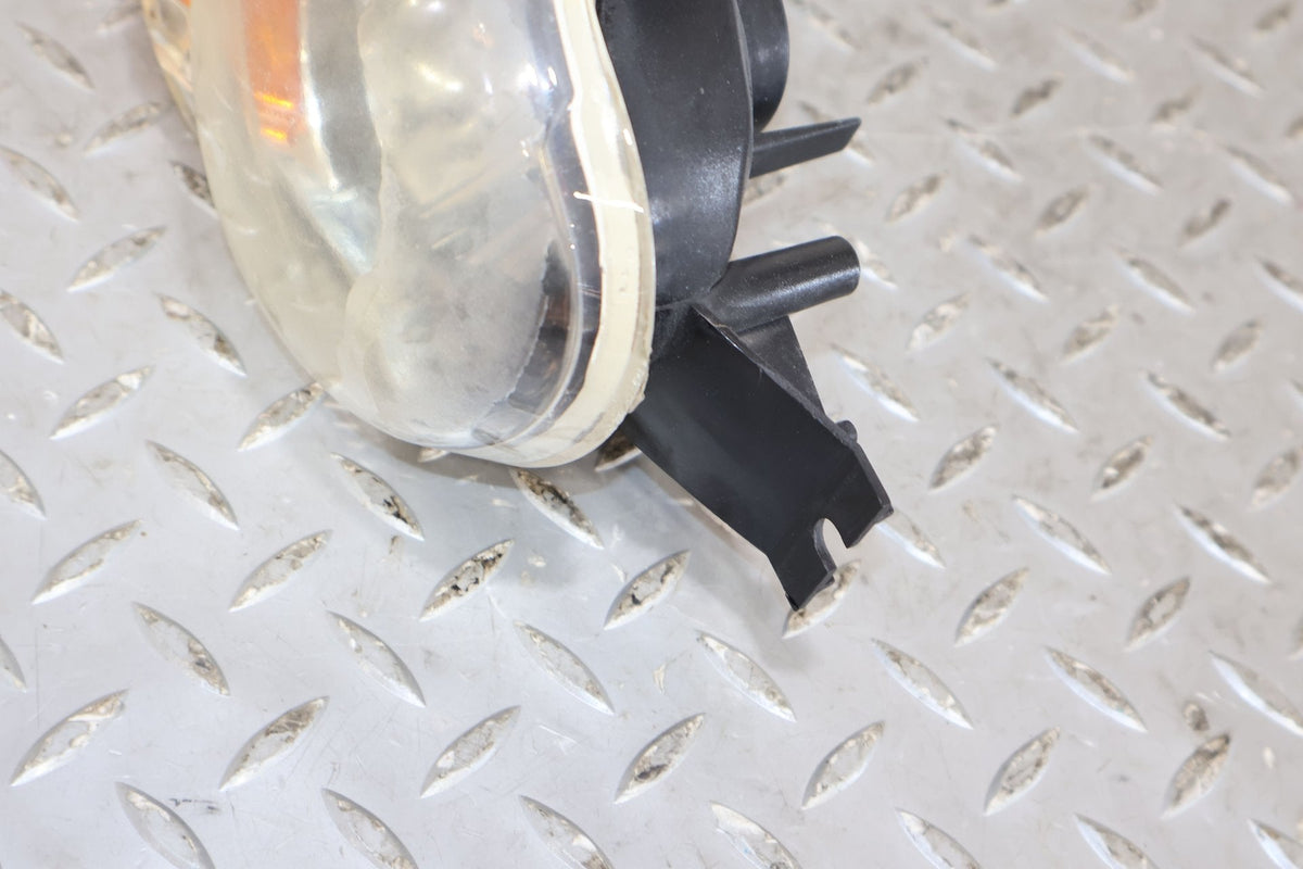 2002 GMC Yukon- FOG/MARK/PARK/TURN LIGHT/LAMP