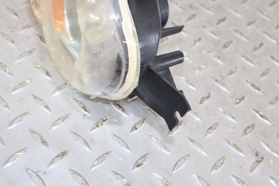 2002 GMC Yukon- FOG/MARK/PARK/TURN LIGHT/LAMP