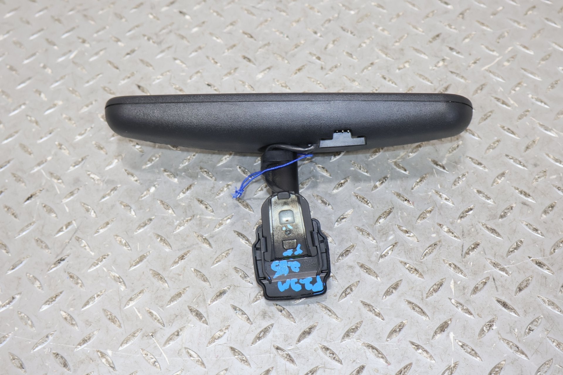 2002 GMC Yukon- Rear View Mirror