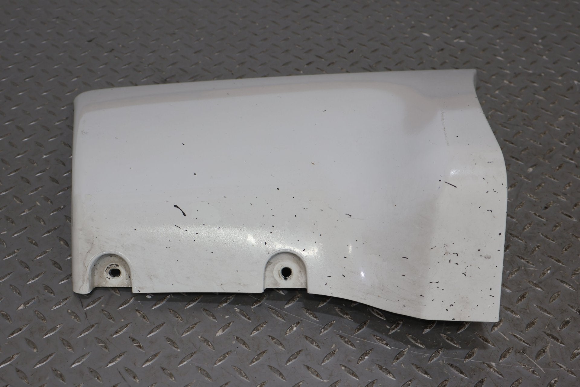 2002 GMC Yukon- Right Rear Quarter Panel Moulding
