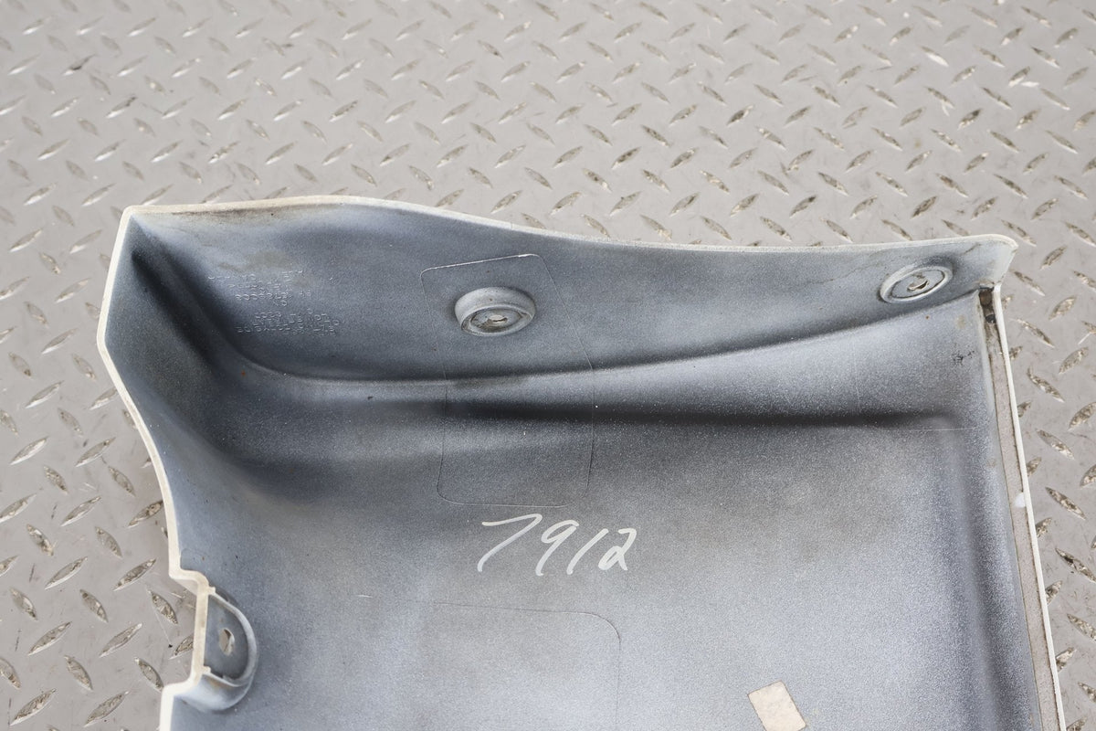 2002 GMC Yukon- Right Rear Quarter Panel Moulding