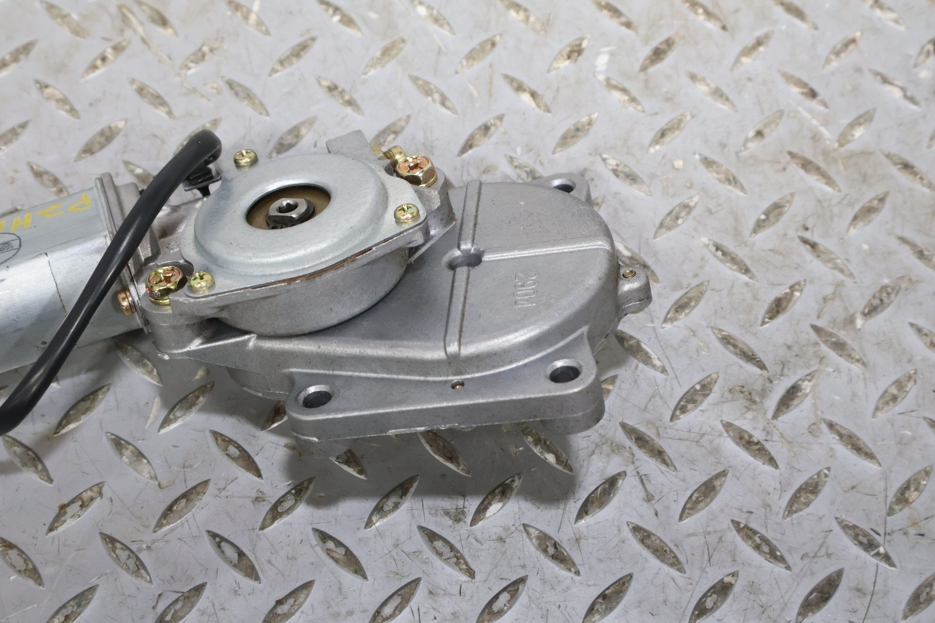 2002 Honda S2000- Conv Lift Motor