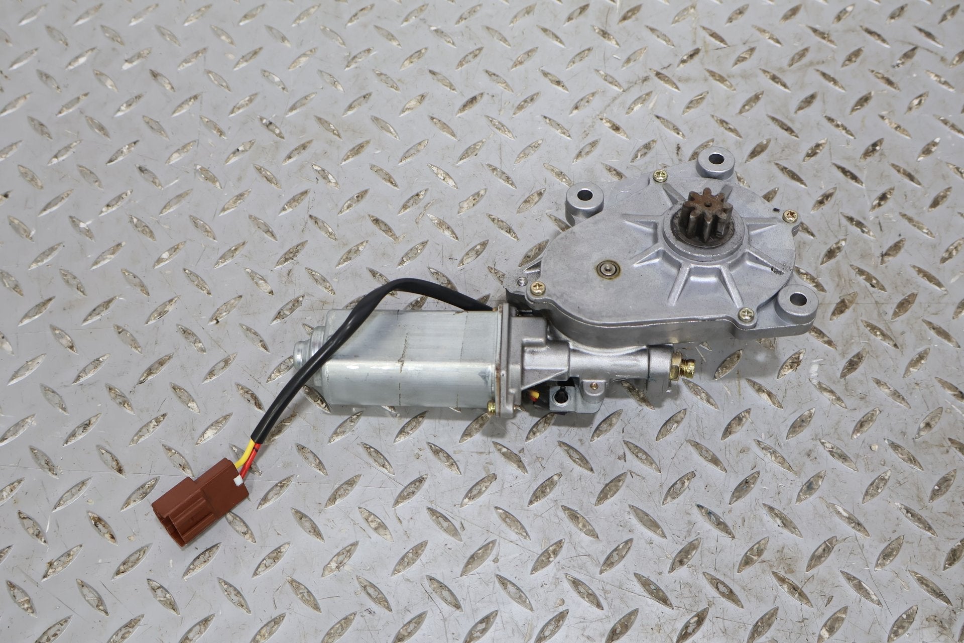 2002 Honda S2000- Conv Lift Motor
