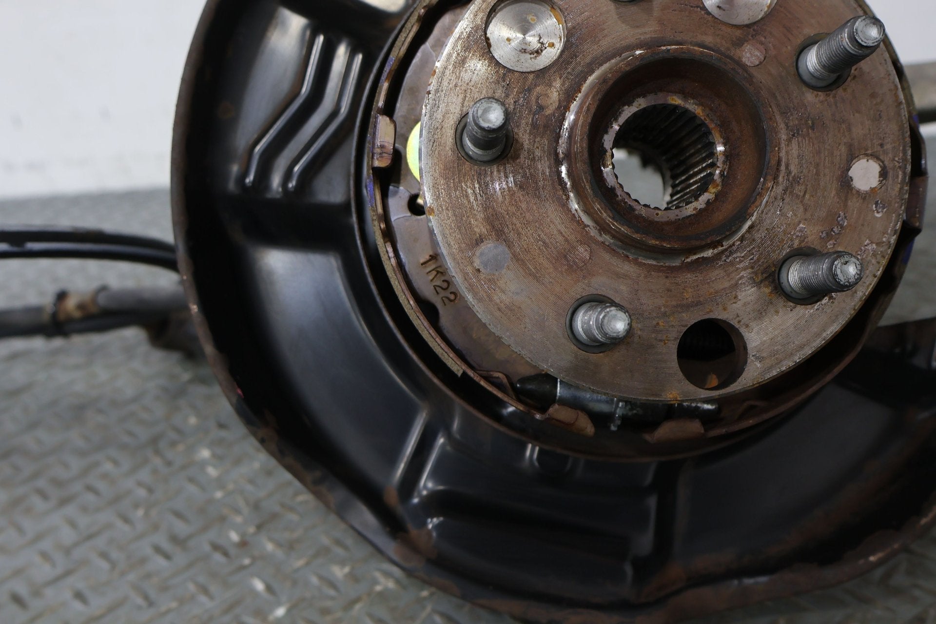 2002 Lexus LS430- Left Rear Knuckle