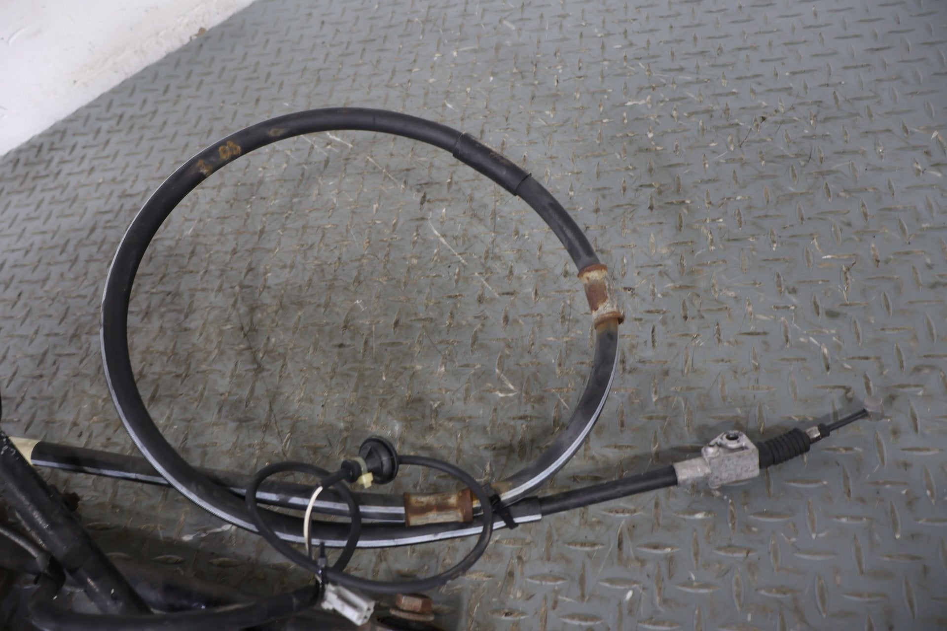 2002 Lexus LS430- Left Rear Knuckle