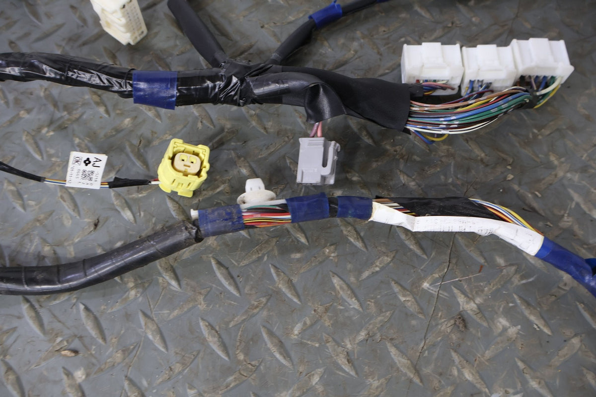 2002 Lexus SC430 Front Left LH Driver Door Wiring Harness OEM (114K Miles)