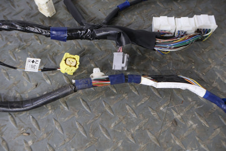 2002 Lexus SC430 Front Left LH Driver Door Wiring Harness OEM (114K Miles)