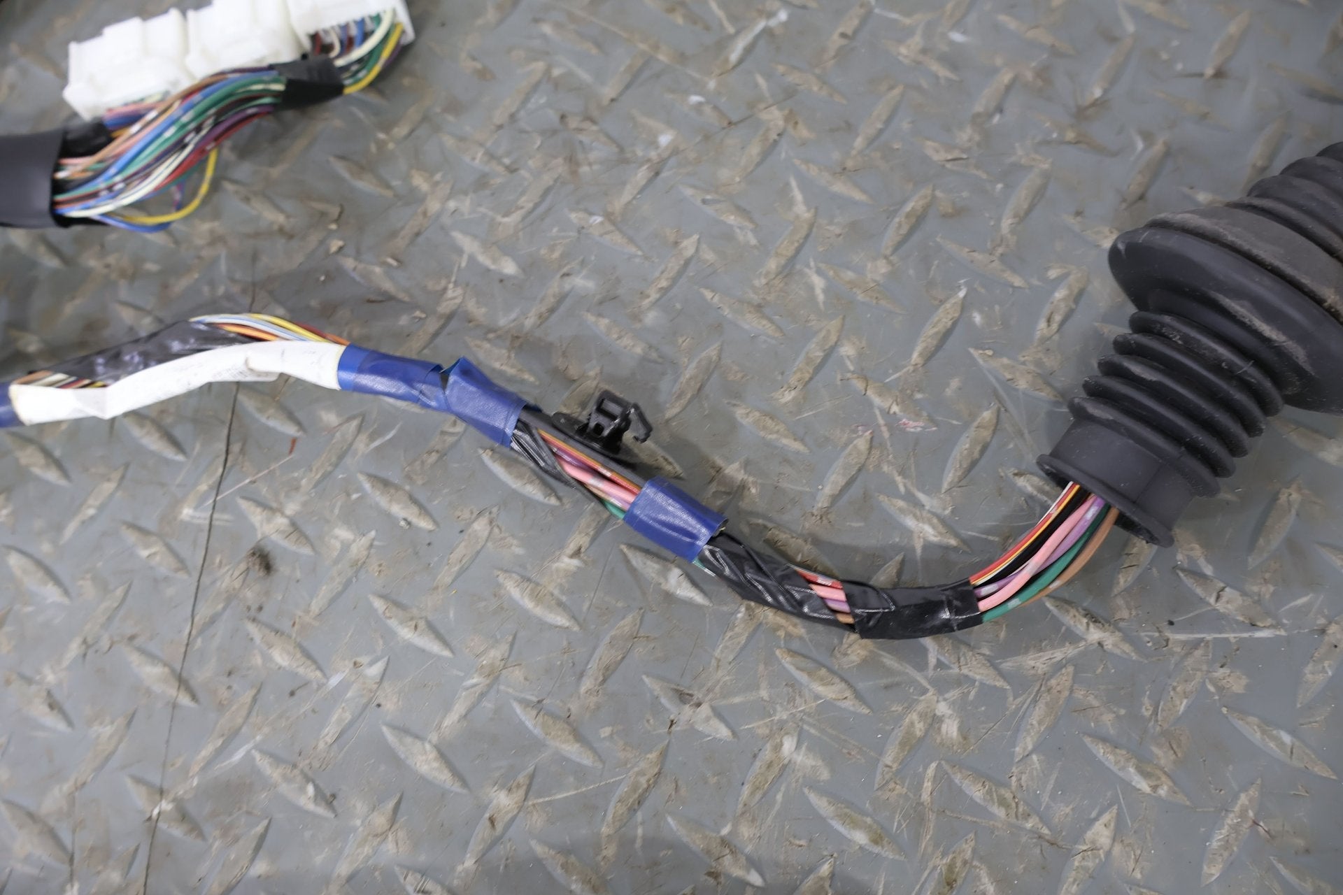 2002 Lexus SC430 Front Left LH Driver Door Wiring Harness OEM (114K Miles)