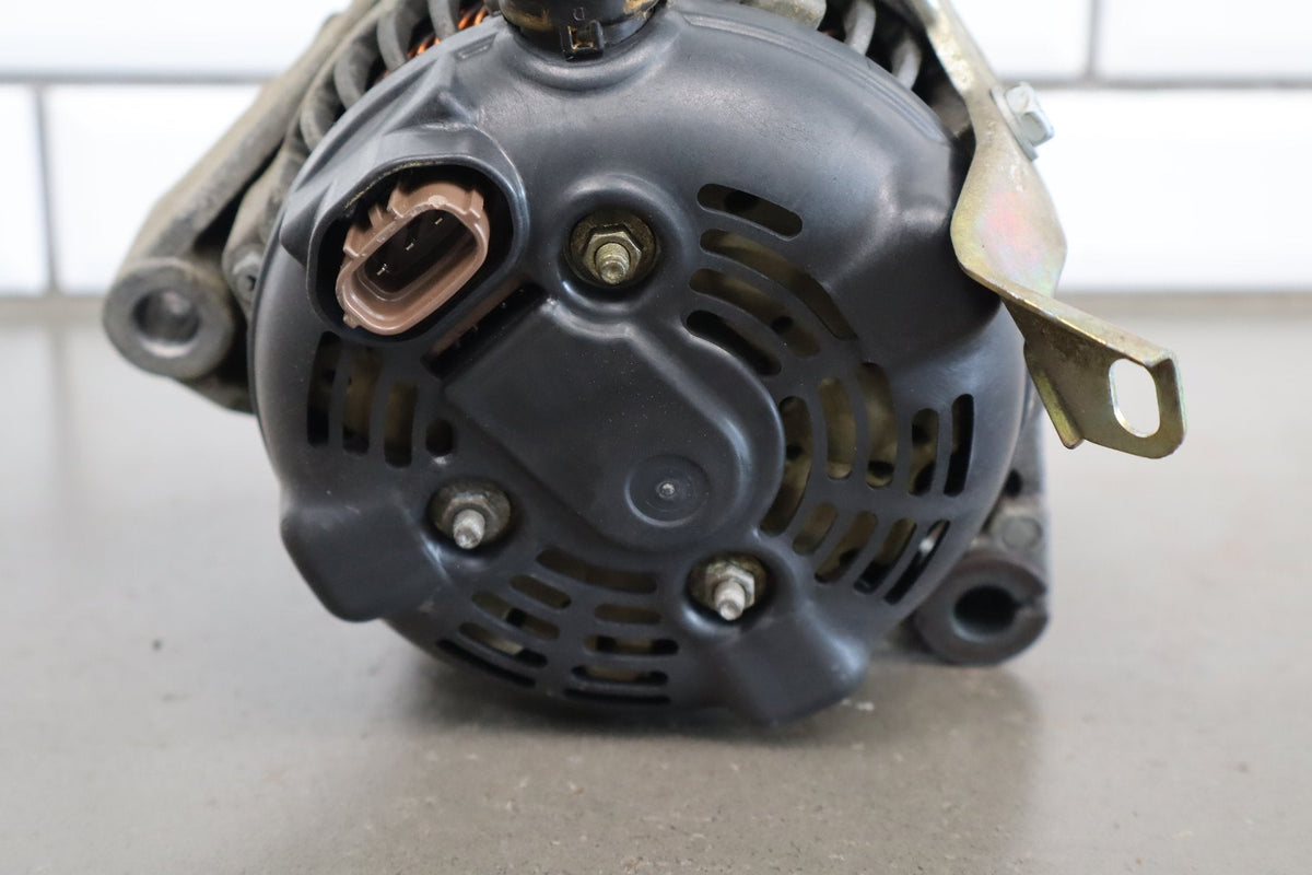2002 Lexus SC430 Z40 4.3 3UZ-FE Alternator Untested
