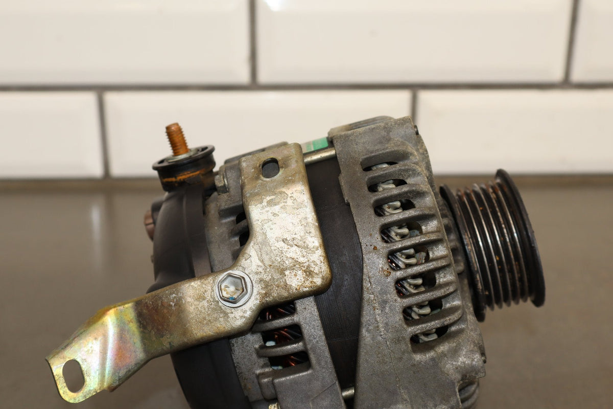 2002 Lexus SC430 Z40 4.3 3UZ-FE Alternator Untested
