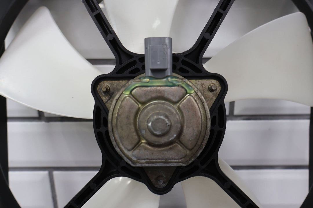 2002 Mazda MX - 5 Miata Left Cooling Fan BP4W15025