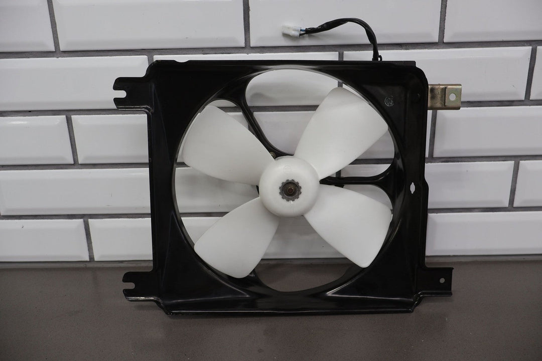 2002 Mazda MX - 5 Miata Right Cooling Fan B6MC15035