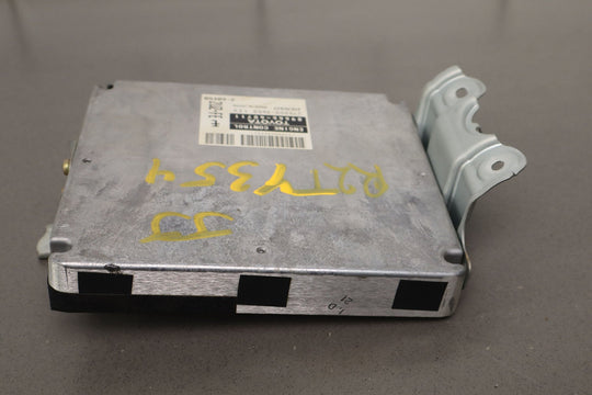 2002 Toyota Land Cruiser (4.7L DOHC V8 2UZFE) Engine Control Module ECU