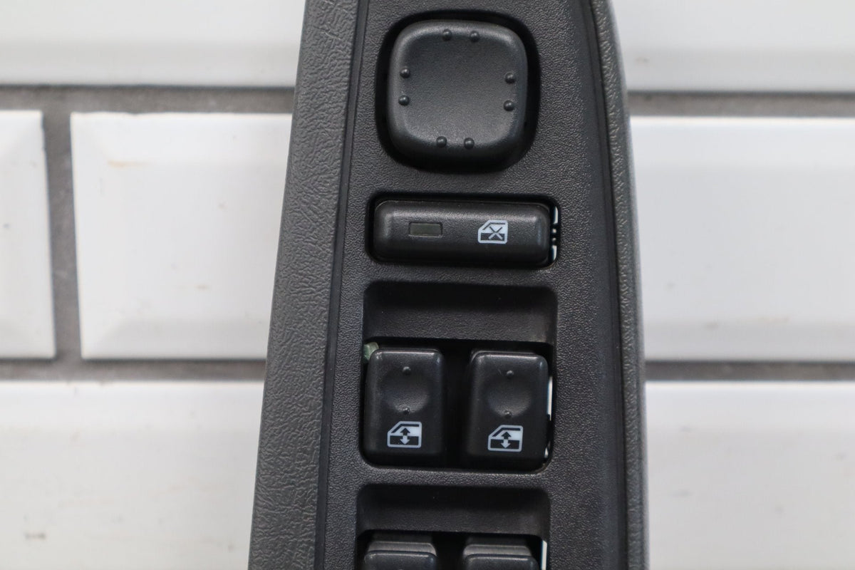 2003-07 Chevy Silverado 2500HD Crew Cab LF Window Master Switch