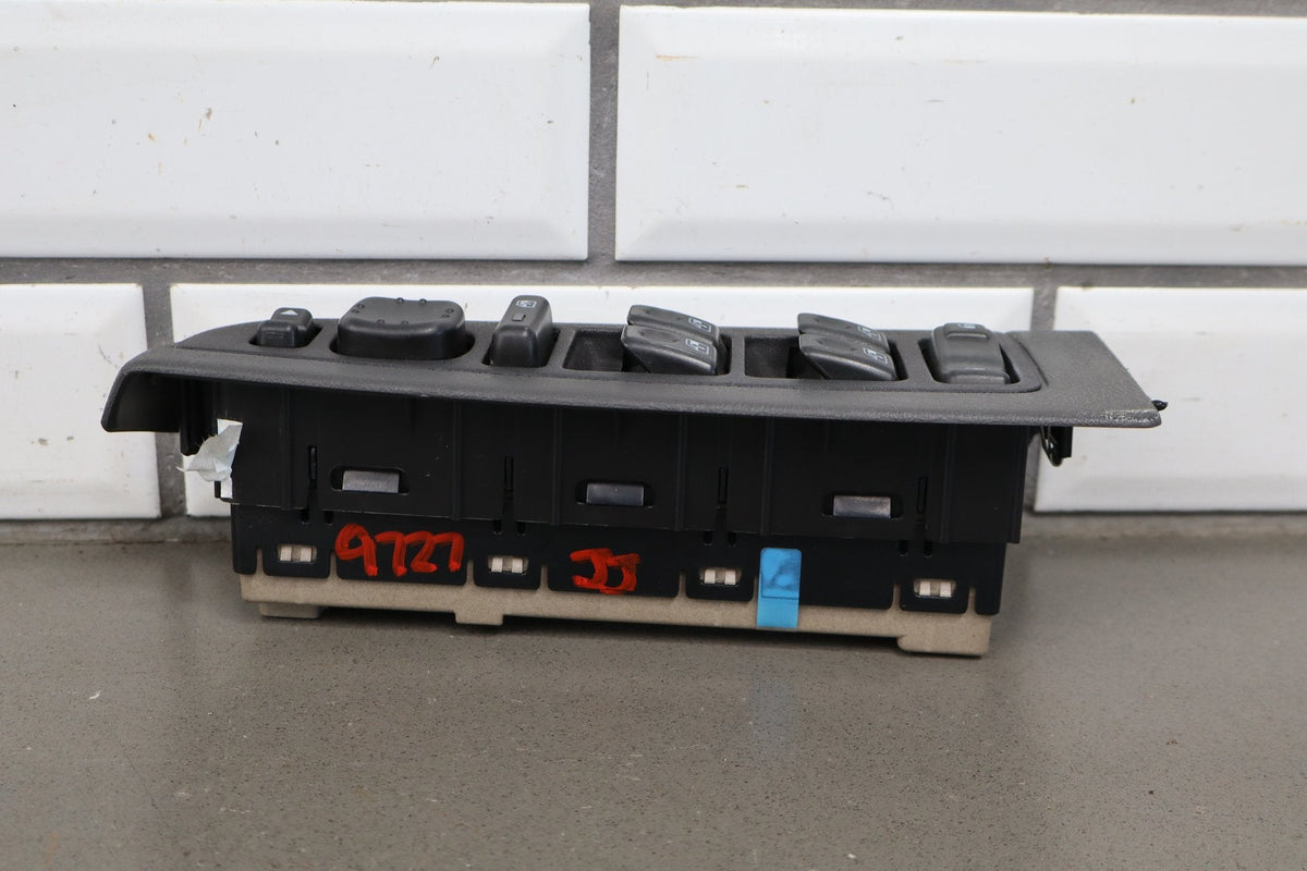 2003-07 Chevy Silverado 2500HD Crew Cab LF Window Master Switch