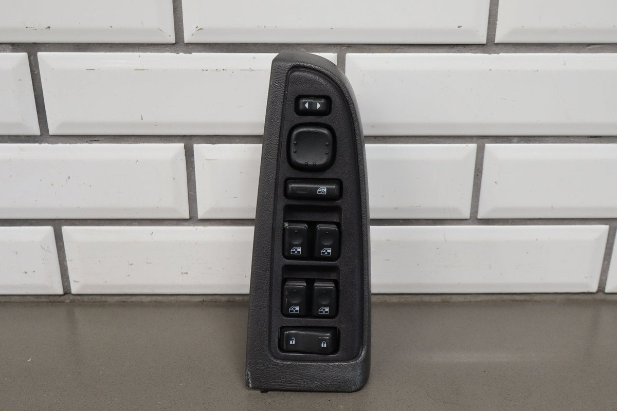 2003-07 Chevy Silverado 2500HD Crew Cab LF Window Master Switch