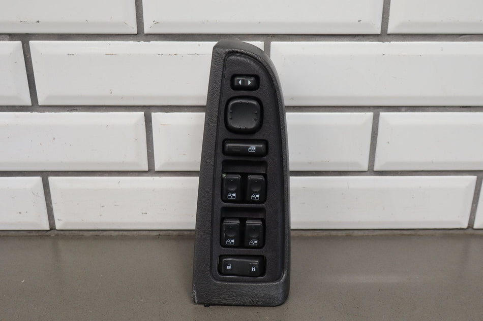 2003-07 Chevy Silverado 2500HD Crew Cab LF Window Master Switch