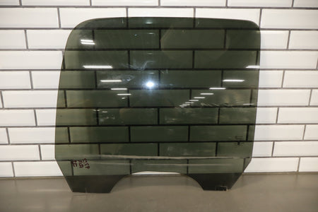 2003-07 Chevy Silverado 2500HD Crew Cab RH Rear Door Window Glass