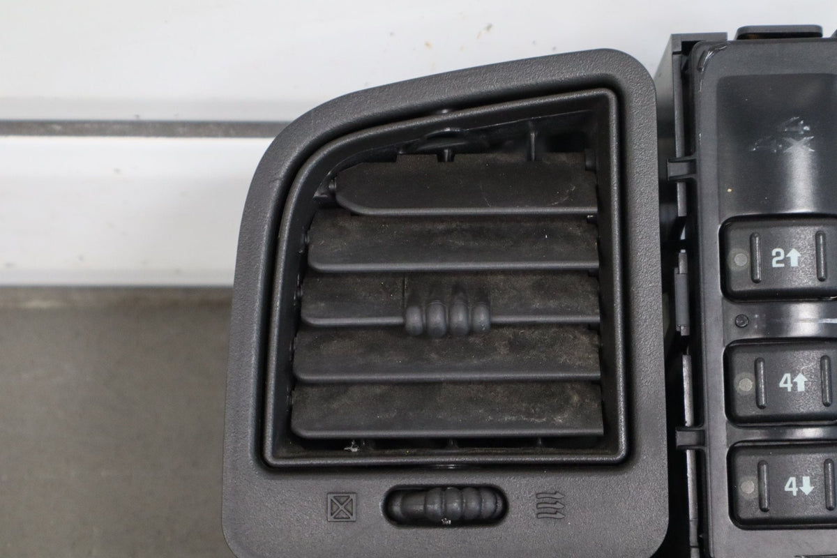 2003-07 Chevy Silverado 2500HD Headlight Switch w/4x4 Fog Buttons