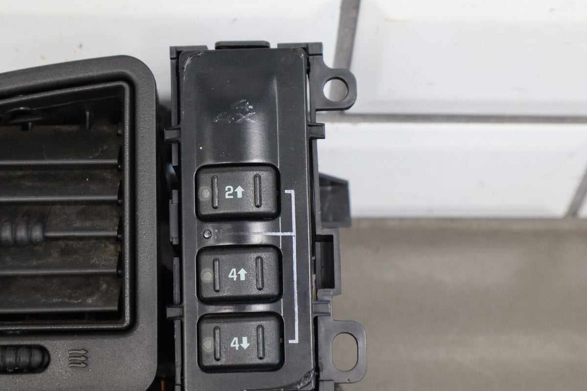 2003-07 Chevy Silverado 2500HD Headlight Switch w/4x4 Fog Buttons