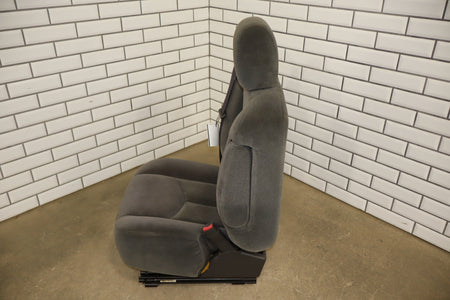 2003-07 Chevy Silverado 2500HD RH Front Cloth Seat Dark Pewter 69