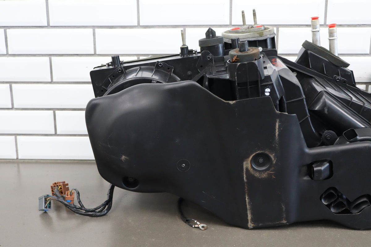 2003-07 Chevy Silverado Sierra 2500HD ATC Heater Housing Box