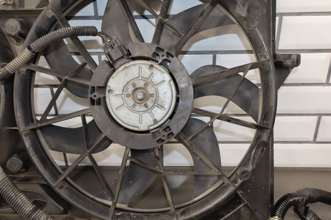 2003 - 2003 GMC Chevy GMT800 5.3L Electric Cooling Fan Kit with Harness