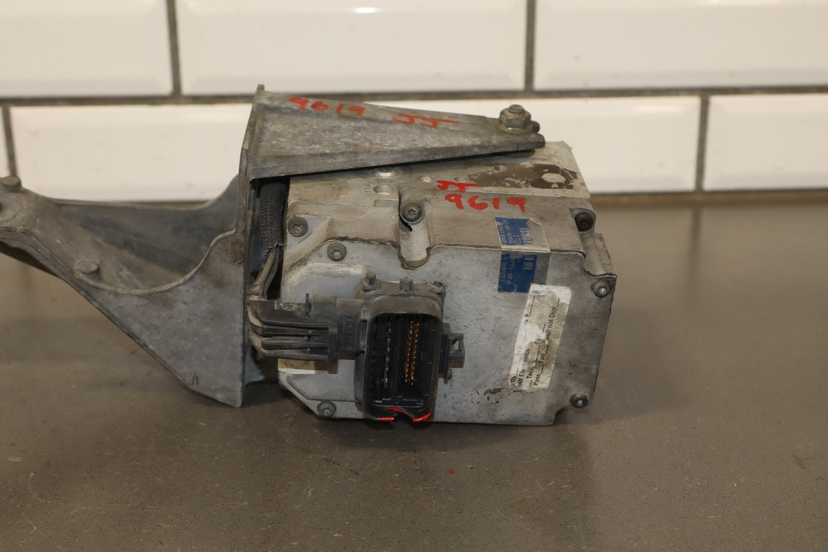 2003-2004 Chevrolet Corvette C5- ABS Brake Module 10343433
