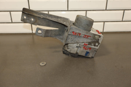 2003-2004 Chevrolet Corvette C5- ABS Brake Module 10343433