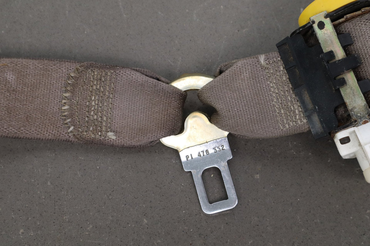 2003-2004 Chevrolet Corvette C5 Coupe Driver Front Seat Belt Light Grey