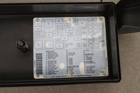2003-2004 Chevrolet Corvette C5- Engine Fuse Box 10316193