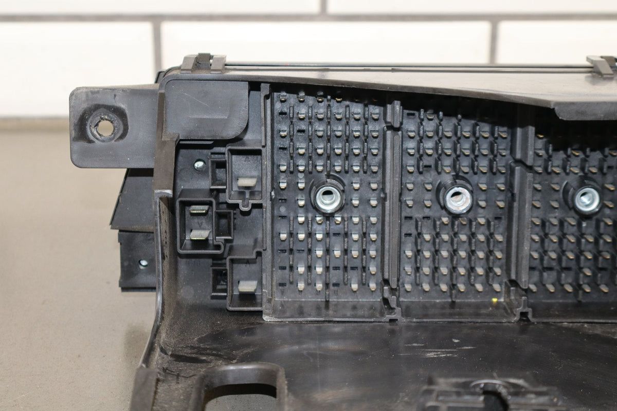 2003-2004 Chevrolet Corvette C5 - Engine Fuse Box 10316193