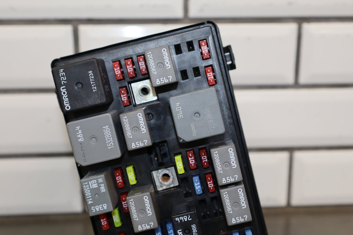 2003-2004 Chevrolet Corvette C5- Engine Fuse Box 10316193