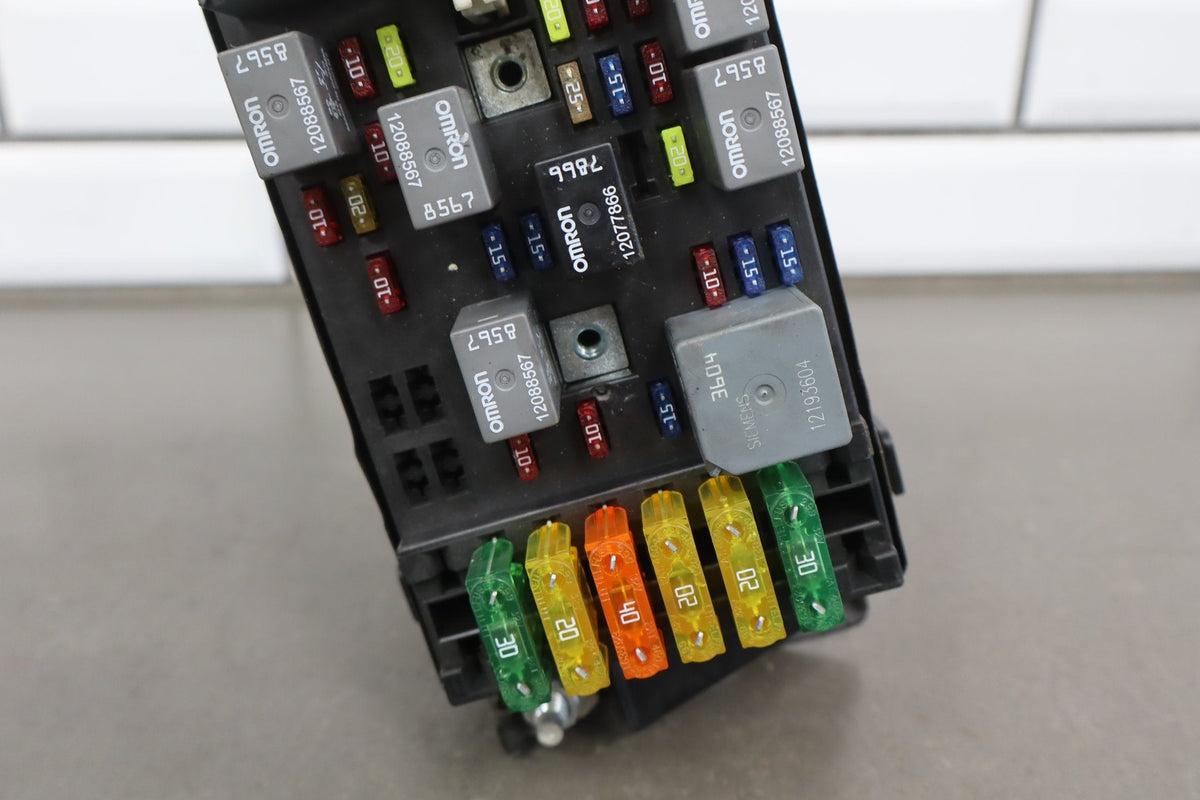 2003-2004 Chevrolet Corvette C5- Engine Fuse Box 10316193