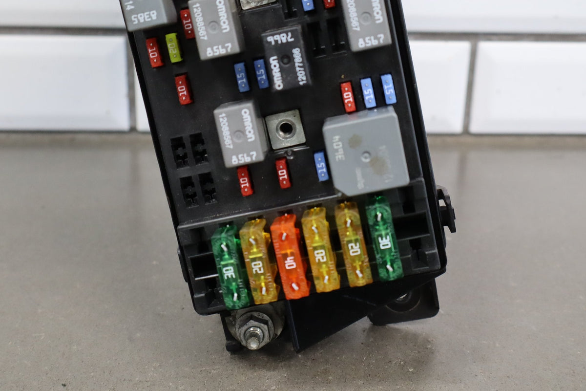 2003-2004 Chevrolet Corvette C5- Engine Fuse Box 10316193