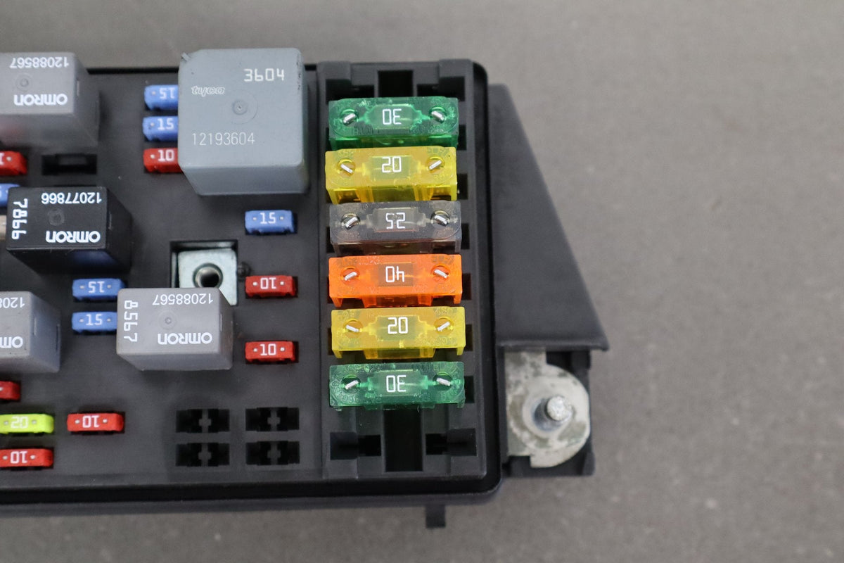 2003-2004 Chevrolet Corvette C5- Engine Fuse Box 10316193