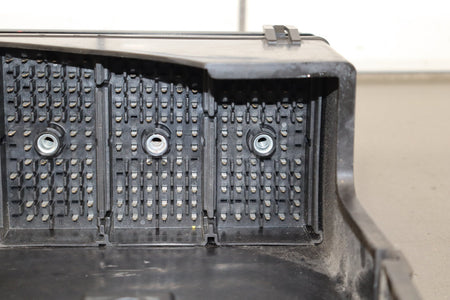 2003-2004 Chevrolet Corvette C5 - Engine Fuse Box 10316193