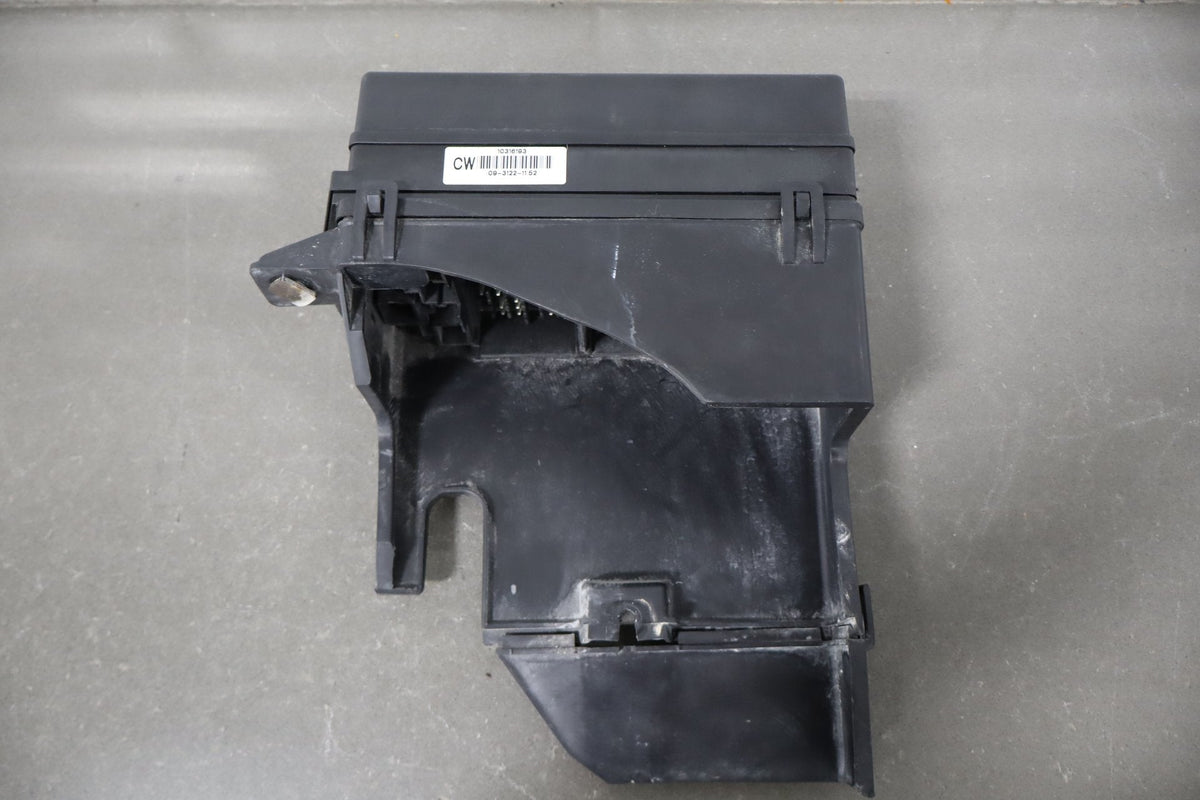 2003-2004 Chevrolet Corvette C5 - Engine Fuse Box 10316193