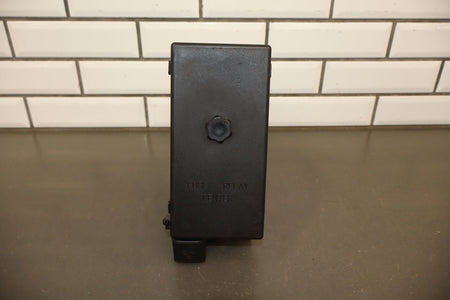 2003-2004 Chevrolet Corvette C5- Engine Fuse Box 10316193