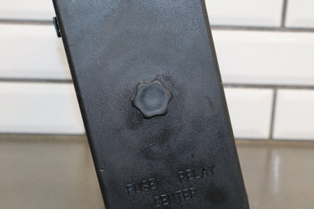 2003-2004 Chevrolet Corvette C5- Engine Fuse Box 10316193