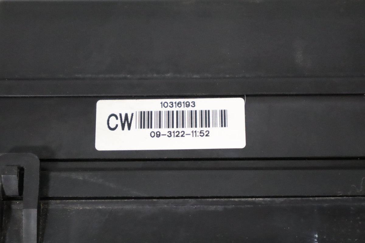 2003-2004 Chevrolet Corvette C5 - Engine Fuse Box 10316193
