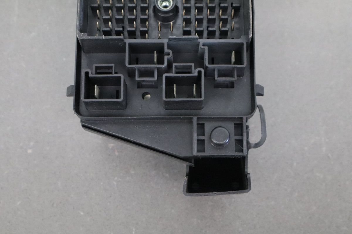 2003-2004 Chevrolet Corvette C5- Engine Fuse Box 10316193