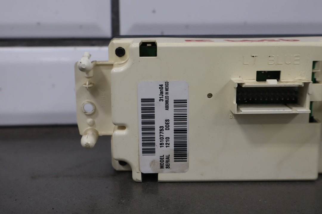 2003 - 2004 Chevrolet Silverado 2500 Climate Control 21997350 OEM