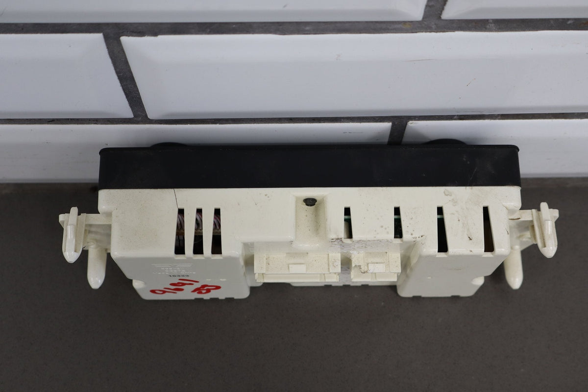 2003-2004 Chevrolet Silverado 2500 Climate Control 21997352 OEM